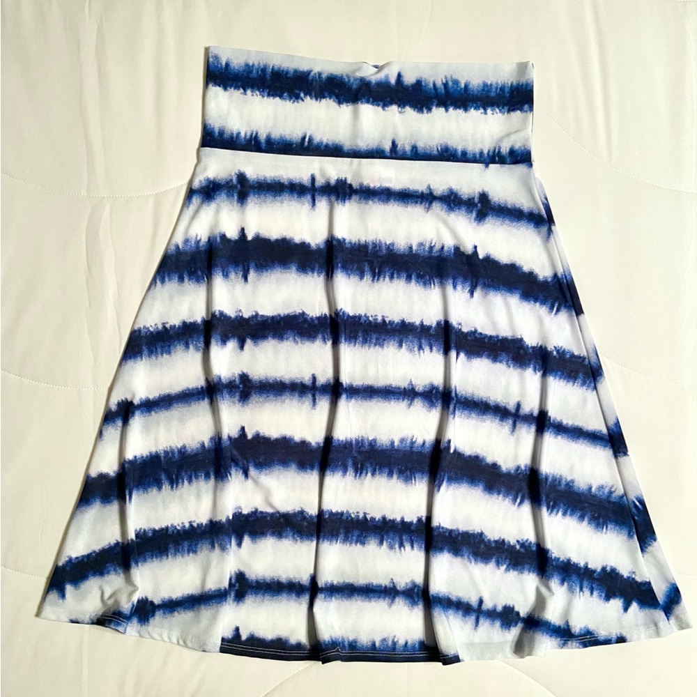 LuLaRoe Blue & White TieDye A-line Skirt